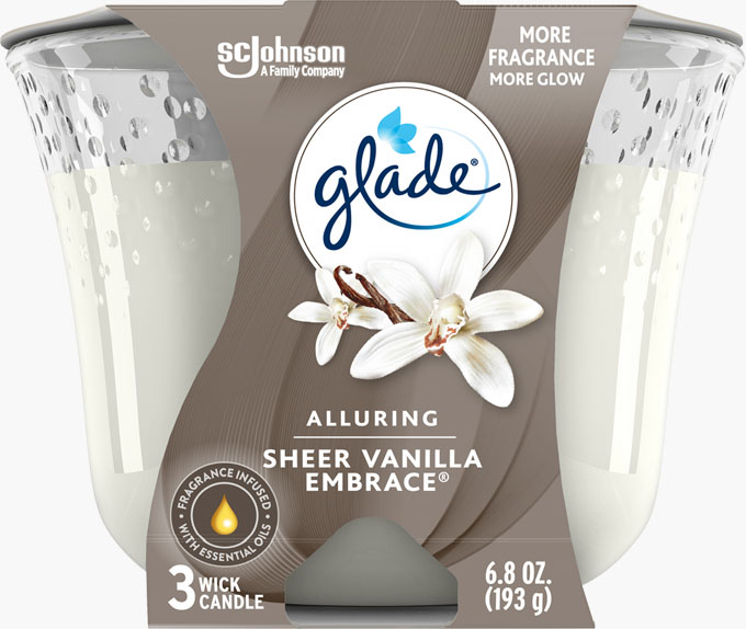 Glade® Sheer Vanilla Embrace® 3-Wick Candle